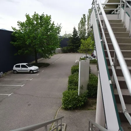 Premiere Classe Lyon Sud - Sur Rhone Vienne