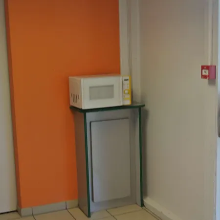 Hotel Premiere Classe Lyon Sud - Sur Rhone Vienne 3*